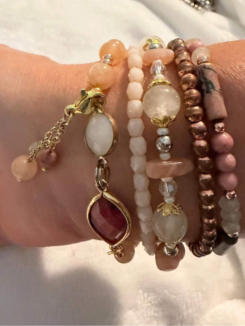 Cape Diablo Rose Gold with Pink, Cream & Gold Beaded Bracelet Band